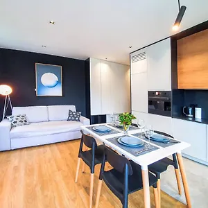 https://simple-luxury-sopot-comfy-apartments.sopothotels.com