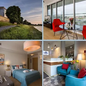 Riverside Cracow Apartahotel